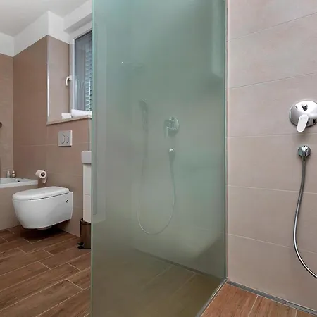 Prázdninový dům Holiday Rino Makarská